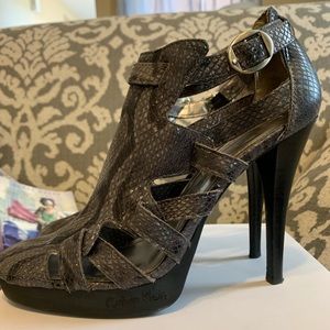 Calvin Klein Vintage Savannah Mosaic Snake Print